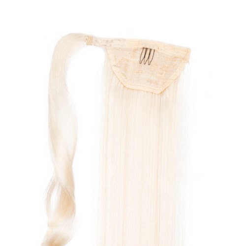 En smal tygpåse med rem, beige färg, och tre vertikala svarta linjer på flikens ovansida.