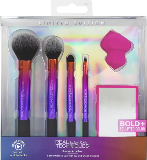Makeupborstar, svamp och spegel i ett färgglatt paket märkt 'REAL TECHNIQUES' för ansikte och läppar, limited edition.
