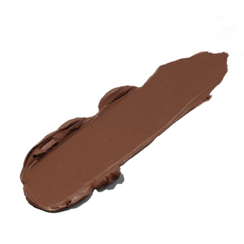 Slät, tjock lager av chokladsås, spridd på en vit bakgrund.
