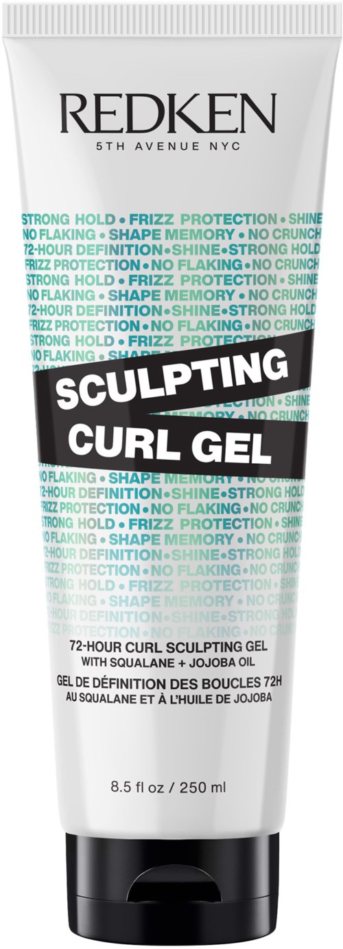 En tub med Redken Sculpting Curl Gel för stark hållfasthet, frisskydd och formning av lockar. Den har en vit och svart design.
