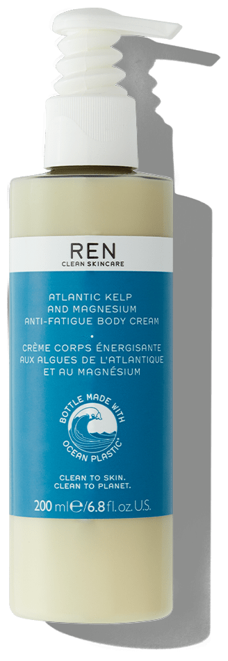 En flaska kroppsskräm med pump, märkt 'REN' för hudvård med Atlanthavskelp och Magnesium, 200 ml.