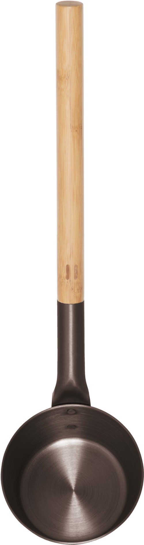 Een grote zwarte soeplepel met een lange houten steel.