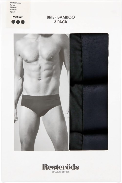 Ett paket med tre svarta herrunderkläder, visat med en man som bär en, och de andra vikta. Märke: Resteröds.