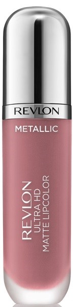En rosa läppglansflaska med en silverfärgad kork, märkt Revlon Metallic Ultra HD.