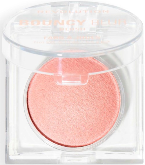 En rosa blush i en klar, rund förpackning med ett transparent lock. Varumärket finns på locket.