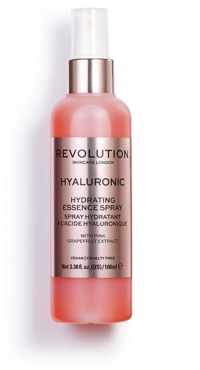 Ljusrosa sprayflaska märkt "Hyaluronic Hydrating Essence Spray" med grapefruktextrakt.