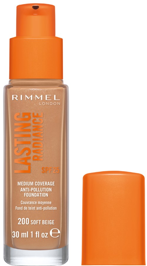 Butelka podkładu Rimmel Lasting Radiance w odcieniu Soft Beige z pompką i pomarańczową zakrętką.