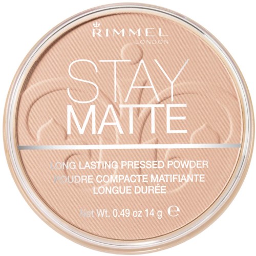 Kyynellinen Rimmel Stay Matte -tiivistyspuuteri, vaale nude väri, lämpimän sävyiset tekstit kannen päällä.