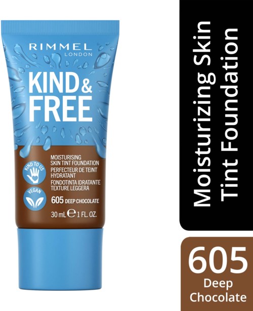 En tube fra Rimmel London med fuktighetsgivende tintfoundation i farge 605 Deep Chocolate, merket som cruelty-free og vegan.
