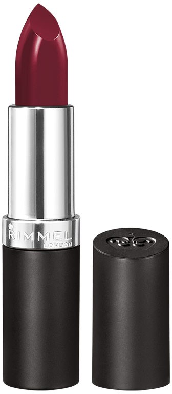 Een lippenstift in een zwart en zilveren houder met het deksel eraf, toont een donkerrood lippenstift.