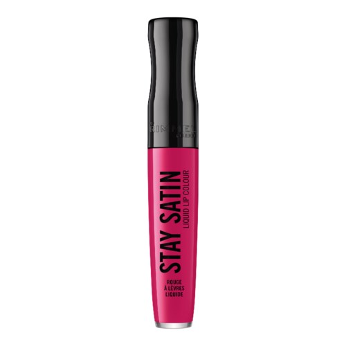 Pink läppstiftfärgad med svart lock, märkt 'Stay Satin' i svart, flytande läppfärgprodukt.