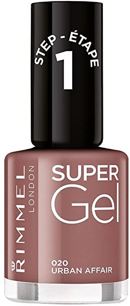 En flaske med Rimmel London neglelakk merket 'Super Gel' i fargen 'Urban Affair' med svart lokk merket 'Step 1.'