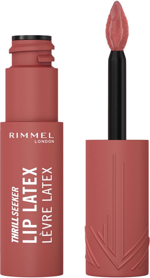 En läppstiftstift med avstängt lock, visar rosa läppglans inuti, märkt Rimmel London.