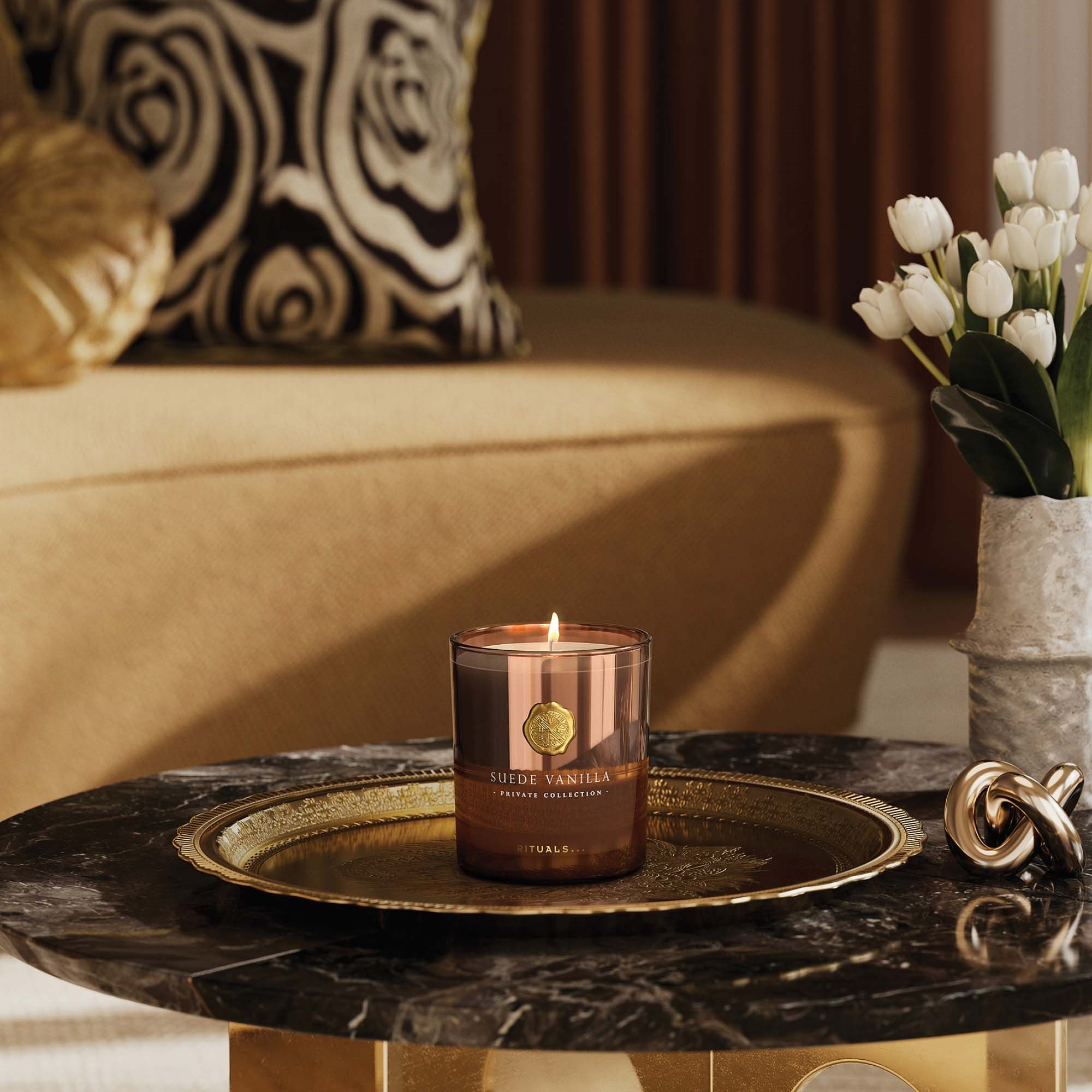 Rituals Suede Vanilla Scented Candle 360 g (obrázok 5)