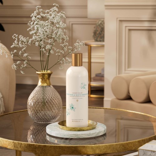 Rituals The Ritual of Karma Scent Booster & Softener in 1 – Delikat Sött – Lotusblomma & Vitt Te 750 ml