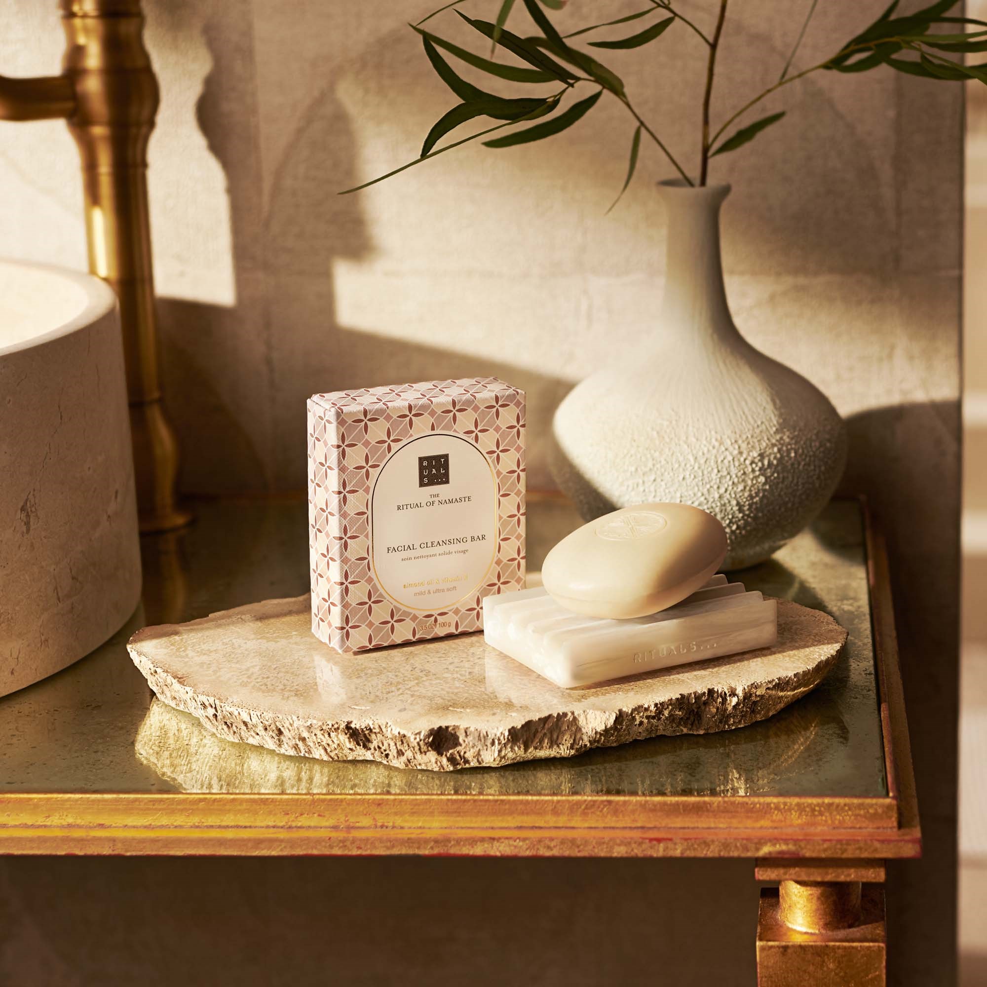 Rituals The Ritual of Namaste Facial Cleansing Bar 100 g (obrázok 4)