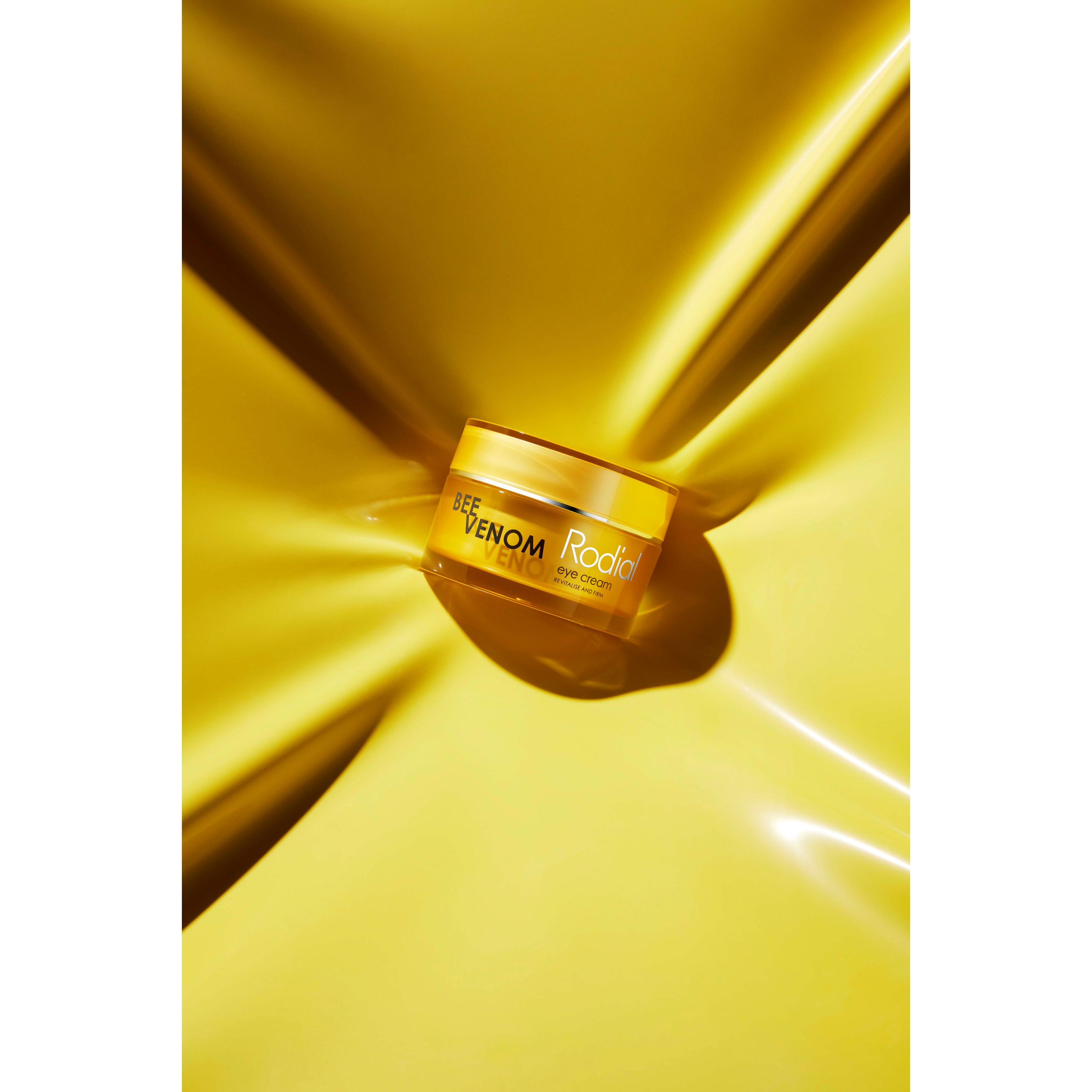 Rodial Bee Venom Eye Cream 25 ml (obrázok 4)