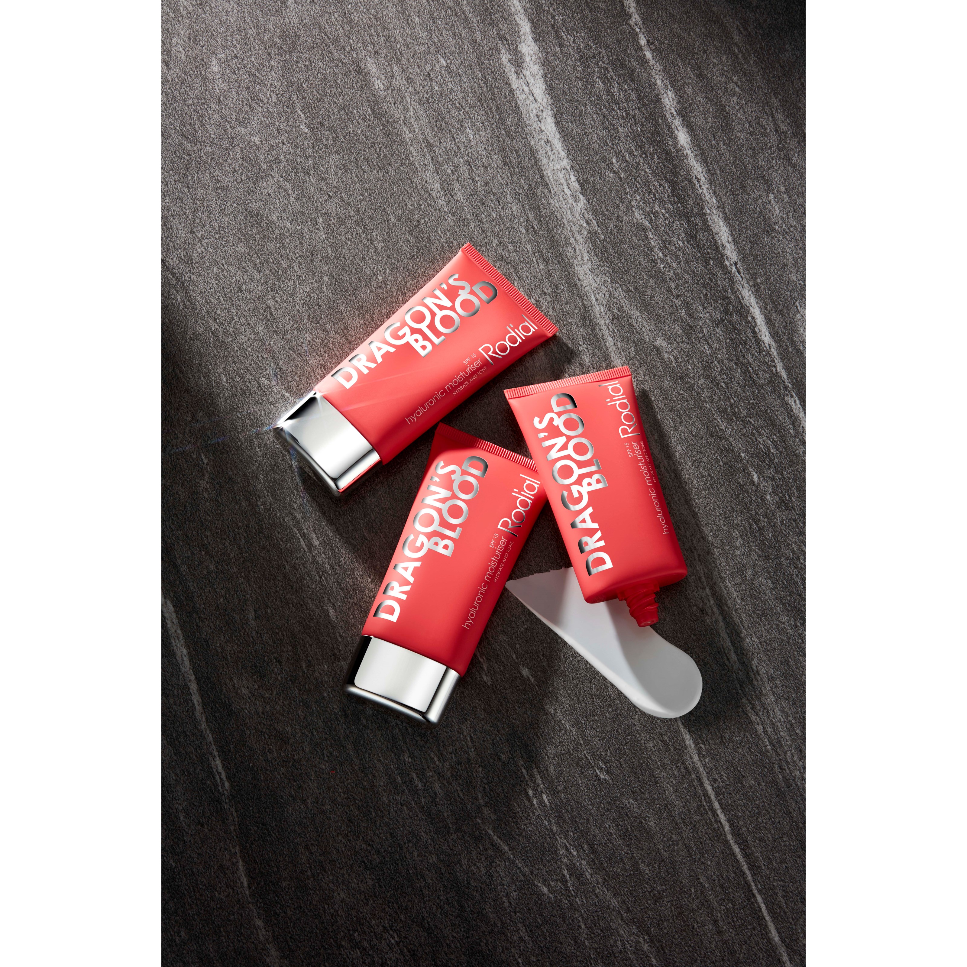 Rodial Dragon's Blood HA Moisturiser SPF 15 50 ml (obrázok 3)