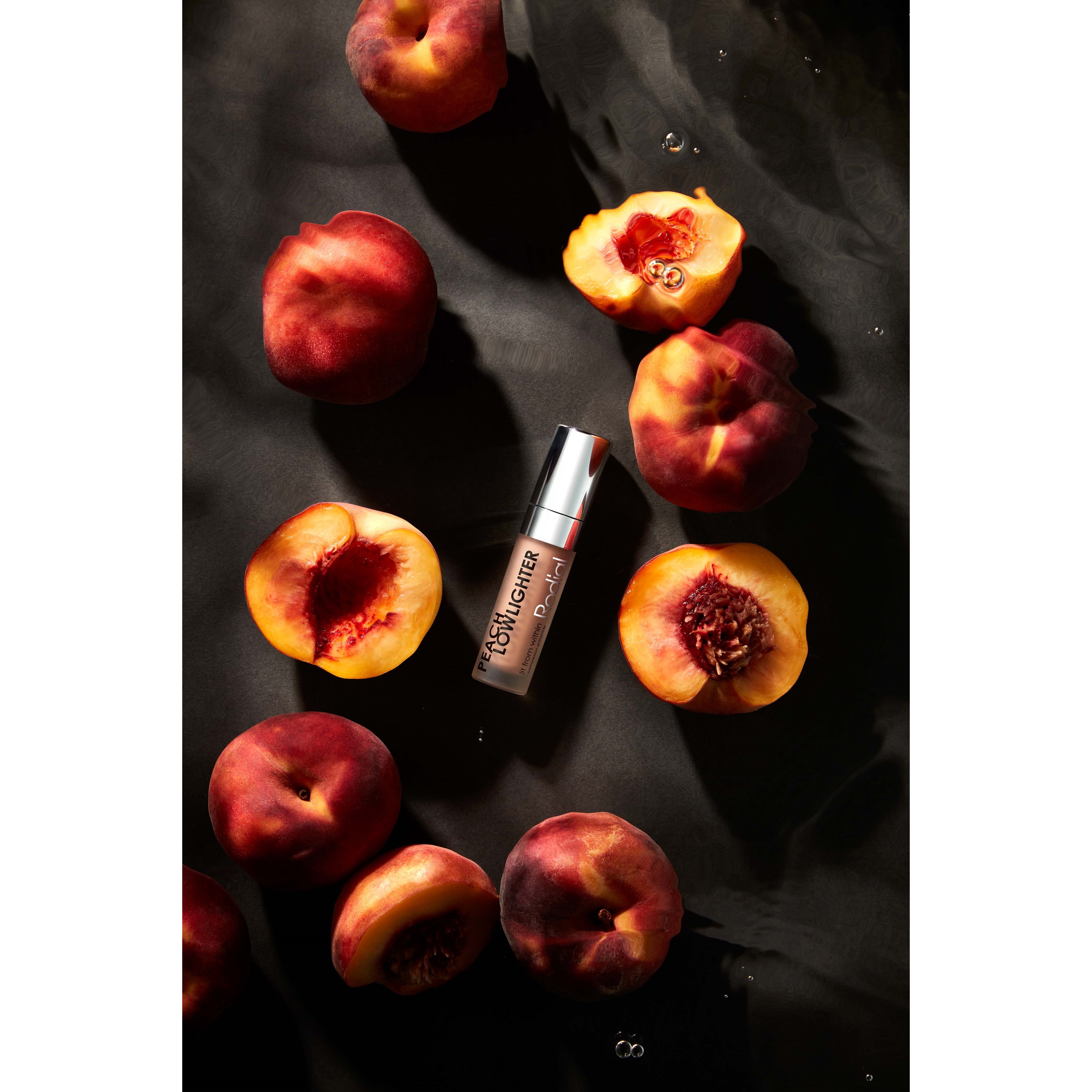 Rodial Peach Low Lighter (obrázok 4)
