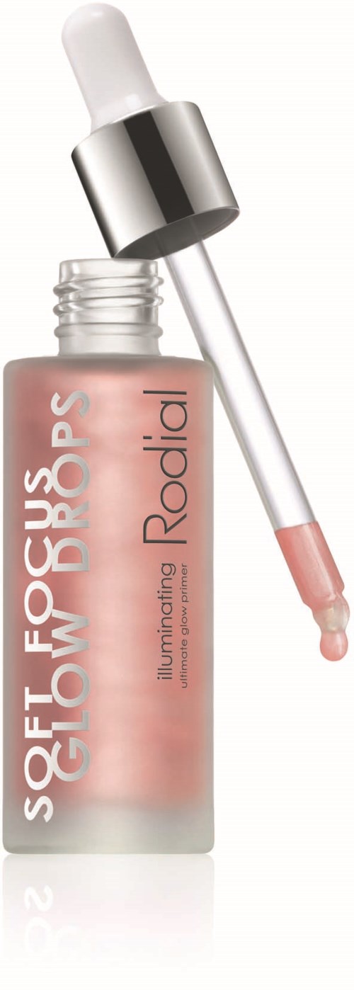 Mała butelka z pipetą, oznaczona 'SOFT GLOW FOCUS BROWS Illuminating Radial,' prawdopodobnie produkt do pielęgnacji skóry lub brwi.