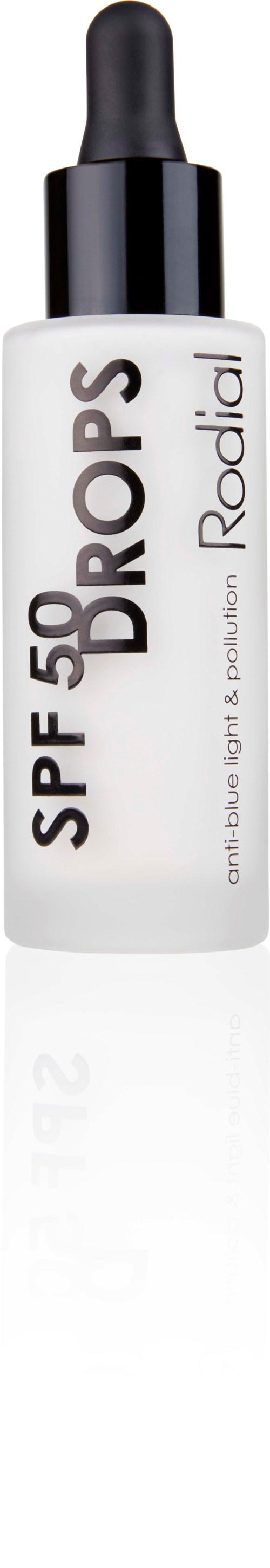 En hvit flaske med svart dråpehette, merket SPF 50, DROPS, Radial og solbeskyttelse.