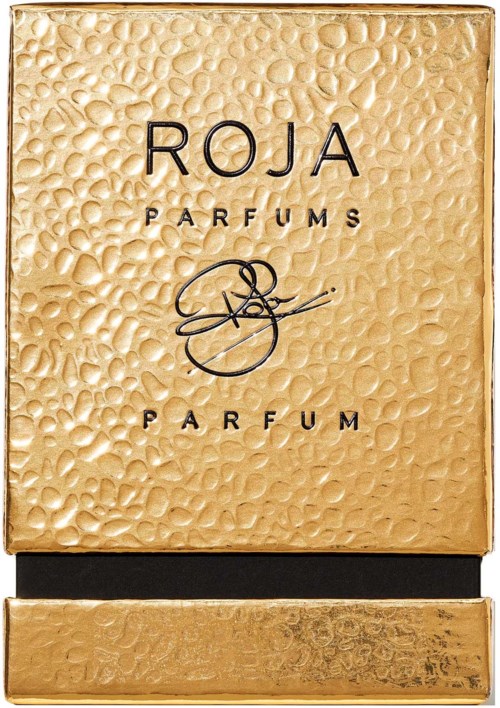Ett guldigt, strukturerat boxmärke 'ROJA PARFUMS' med en signatur och 'PARFUM' längst ner.