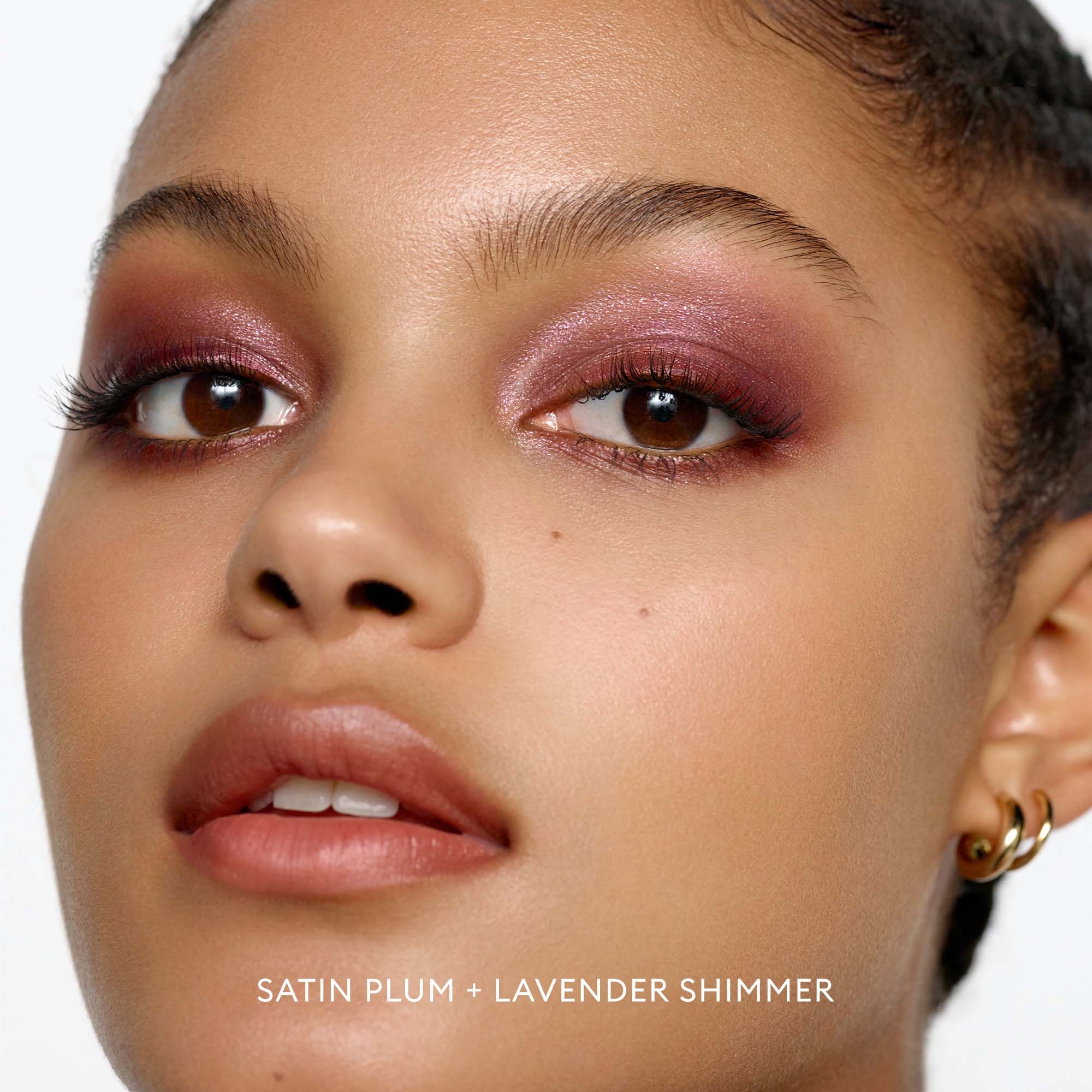 Rose Inc Satin Eyeshadow Refill Satin Plum (obrázok 5)