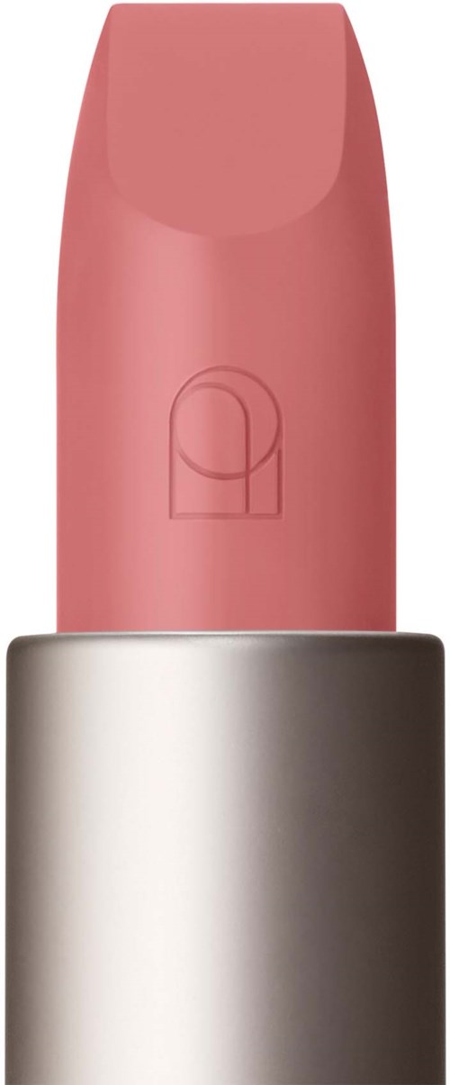 Ein Lippenstift in Rosa in einer silbernen Hülse. Der Lippenstift ist teilweise herausgezogen und zeigt den oberen Teil.