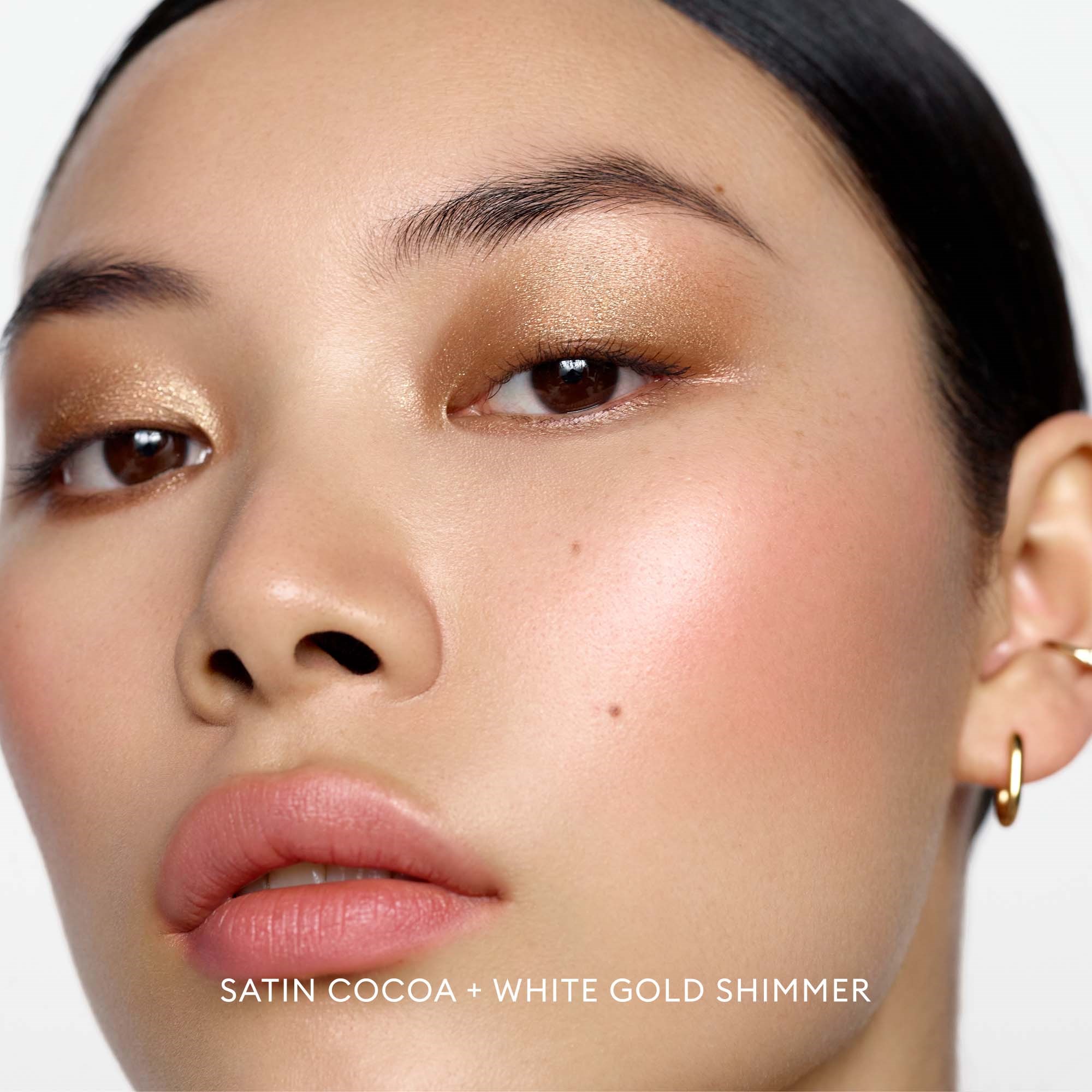 Rose Inc Shimmer Eyeshadow Refill White Gold Shimmer (obrázok 5)