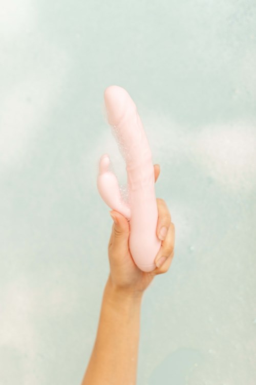 Natural Glow Roxy Vibrator | lyko.com