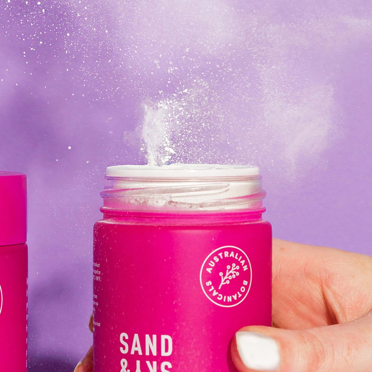 Энзимная пудра-эксфолиант для лица Sand & Sky Australian Glow Berries Enzyme Powder Exfoliator для сияния кожи, 60 г — фото 2