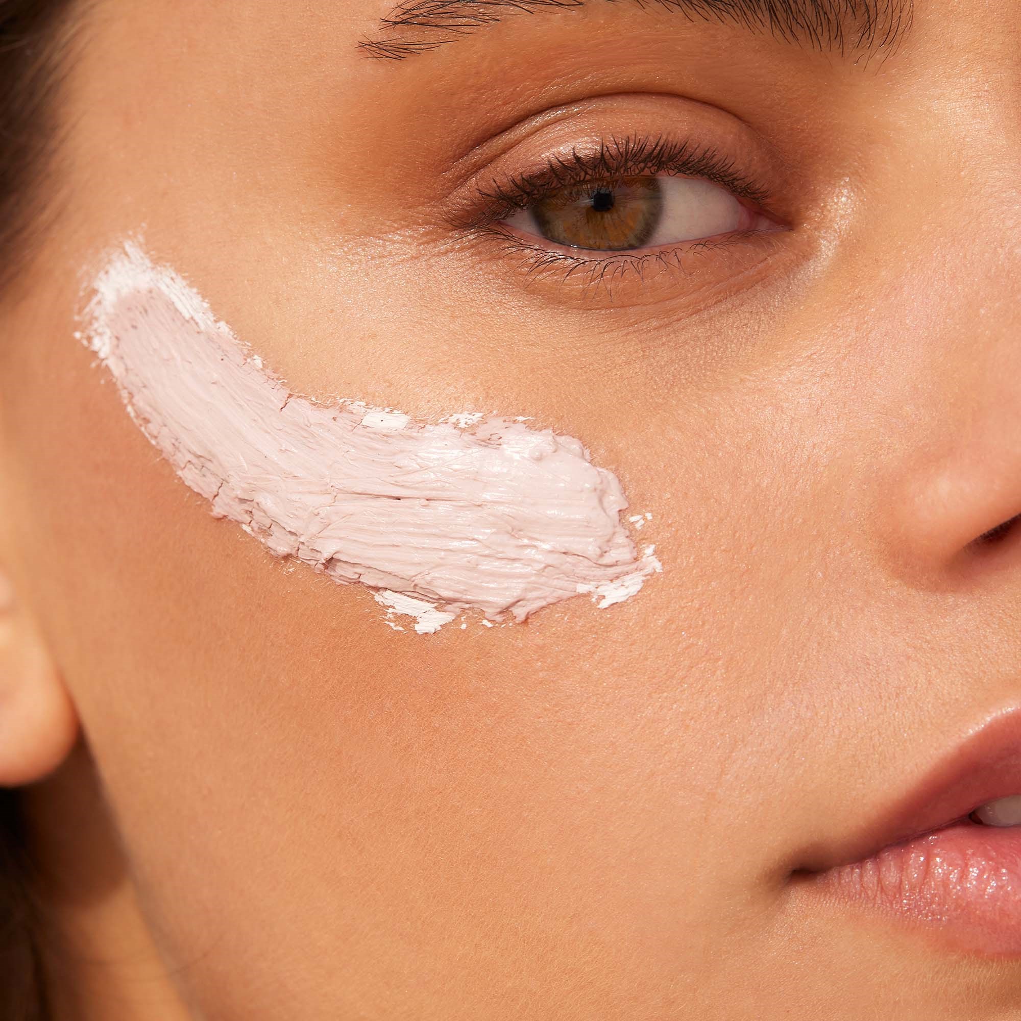 Sand & Sky Australian Pink Clay Porefining Face Mask 60 g (obrázok 3)