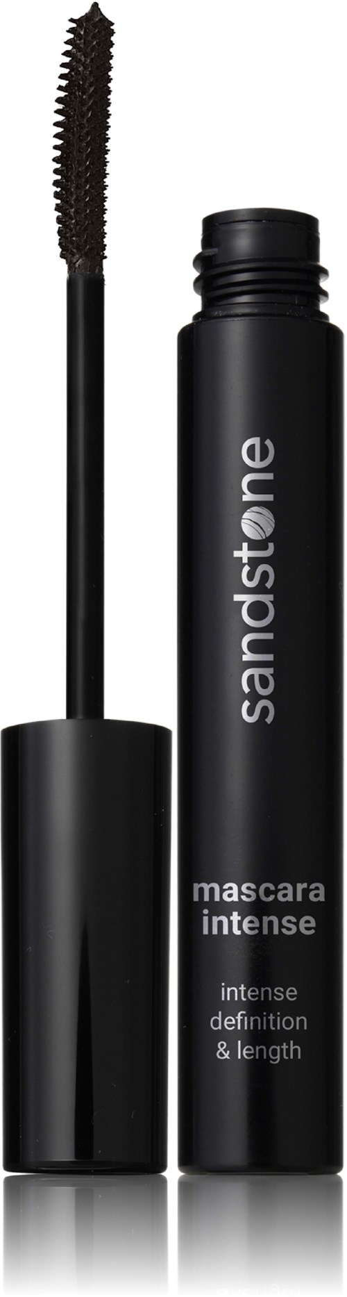 En svart mascara-rør med børste, merket "sandstone mascara intense" for lange, definerte øyevipper.