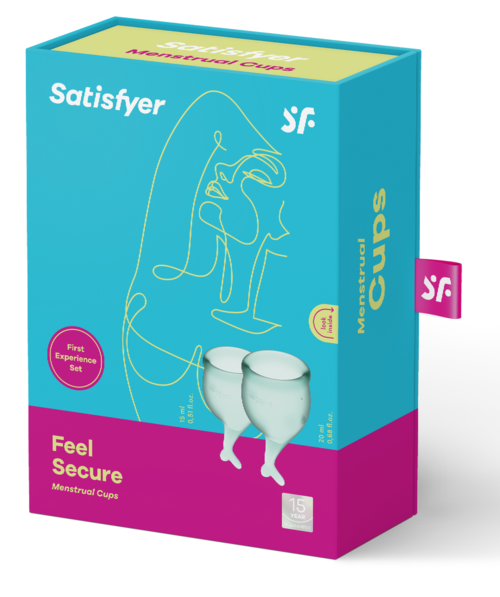 En æske med menstruationskopper kaldet Satisfyer Sr. med lyserøde og blå farver og en illustration af en kvinde med en menstruationskop.