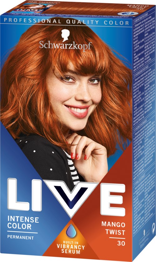 En förpackning av hårfärg visar en kvinna med mycket rött, stylat hår och leende. Märket är Schwarzkopf, märkt "LIVE."