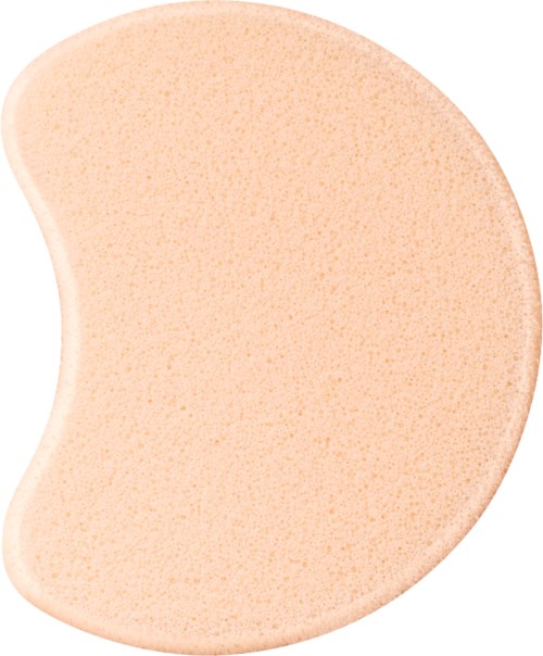 En ljusorange makeup-svamp med en böjd sida, används för att blanda makeup.