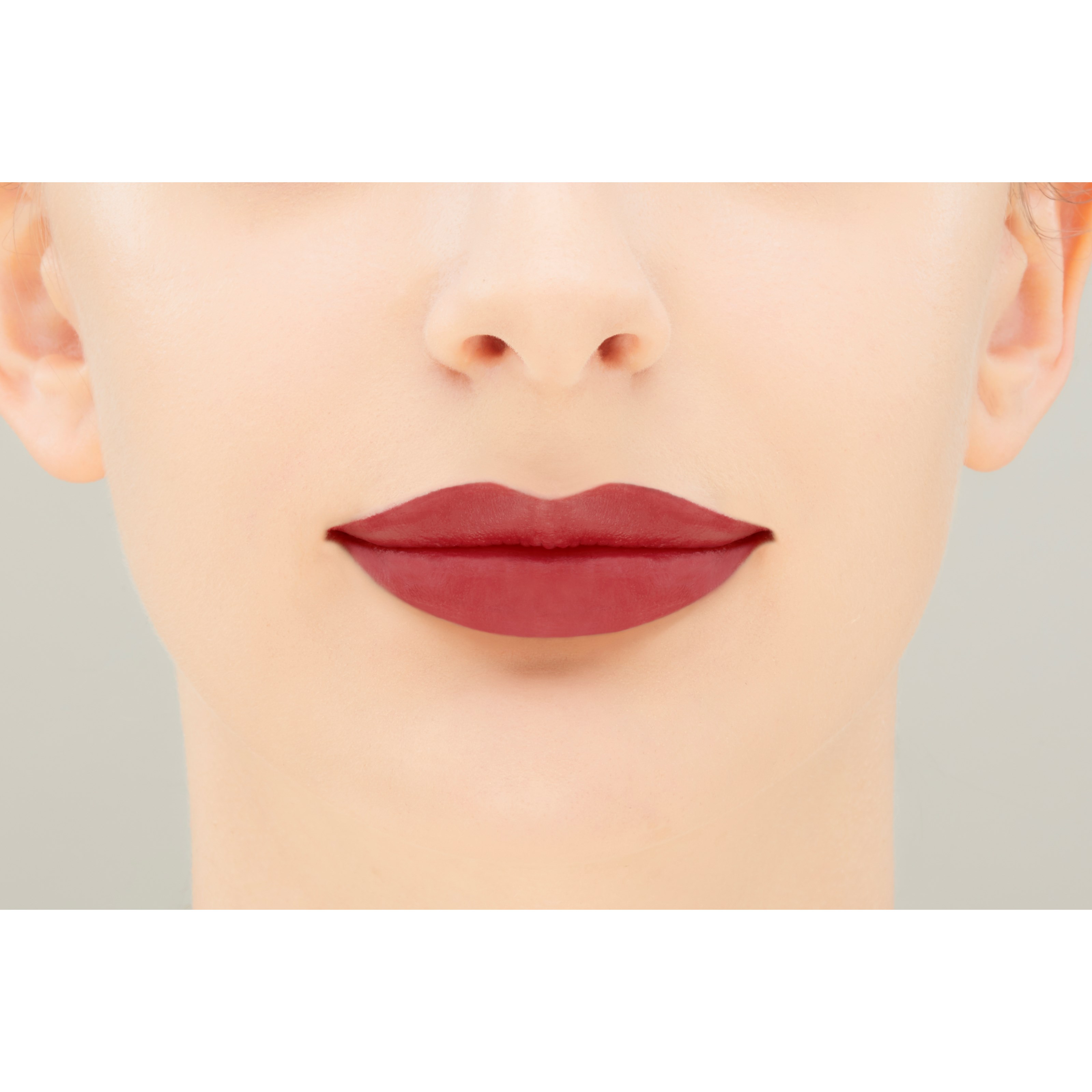 Sensai Contouring Lipstick Refill 05 Soft Red (obrázok 4)