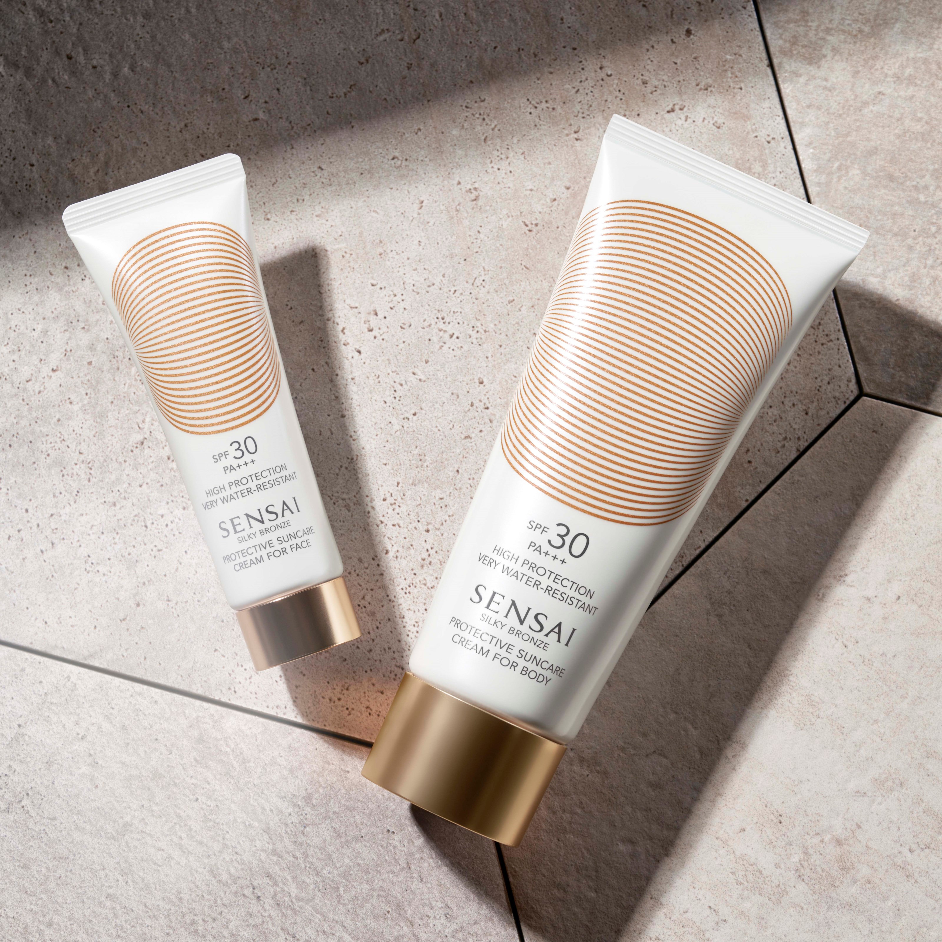 Alternativ bild 1 för Sensai Silky Bronze Protective Cream Face SPF 30