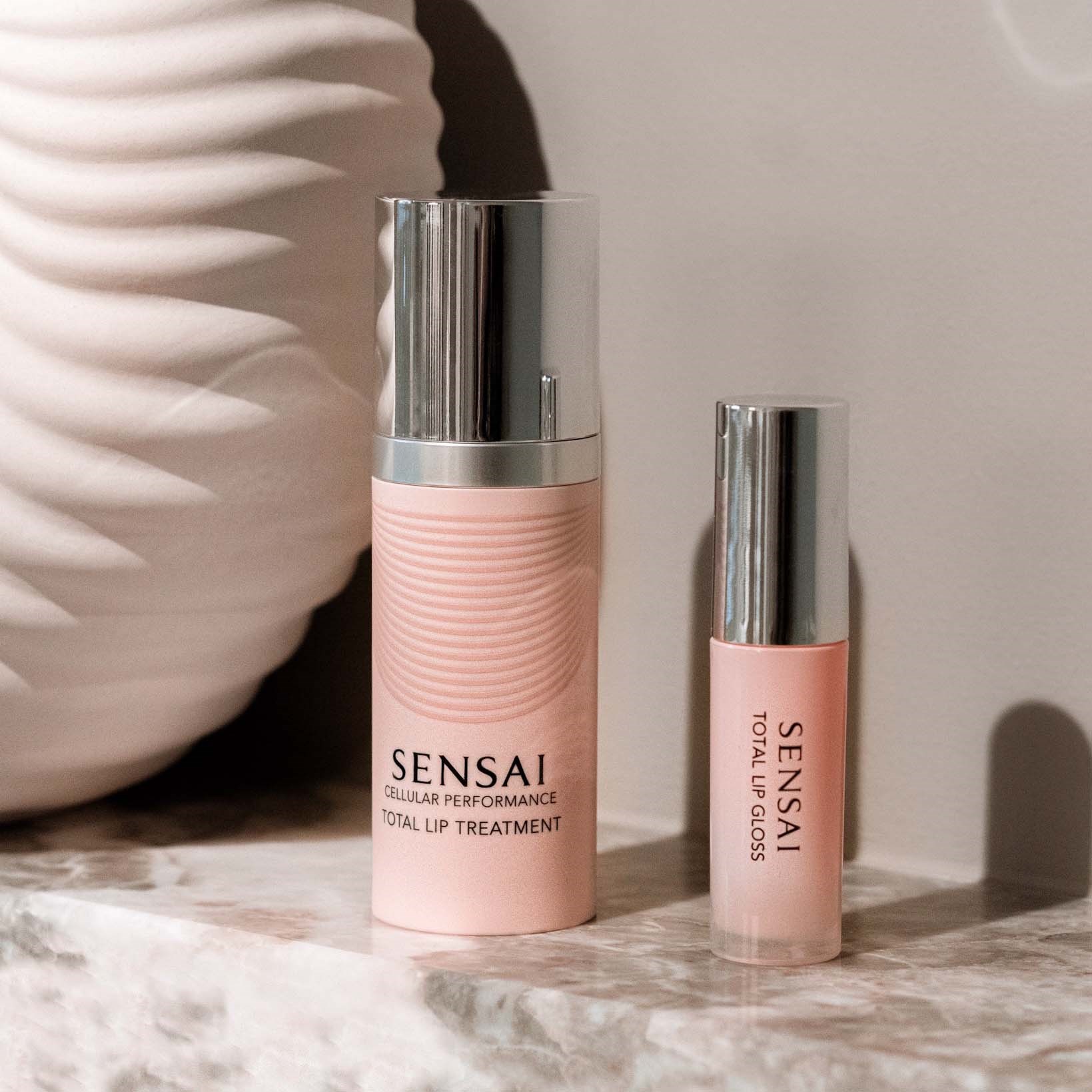 Sensai Błyszczyk do ust Total Lip 0,3 ml (obrázok 3)