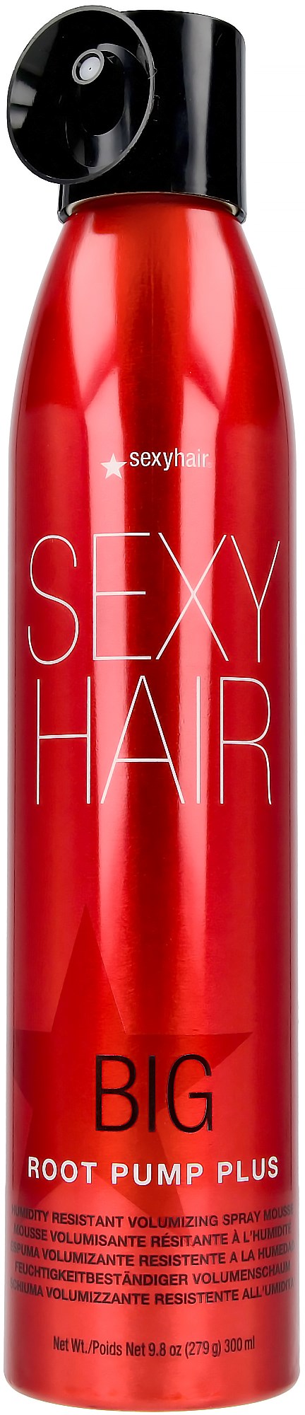 Rød sprayflaske merket 'SEXY HAIR BIG ROOT PUMP PLUS' på svart bakgrunn.