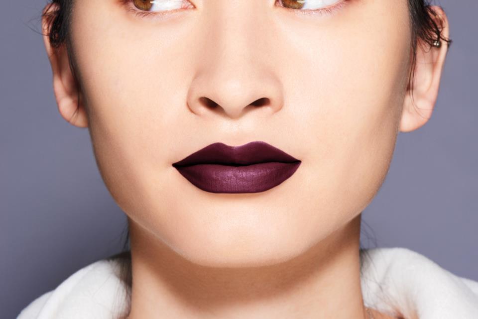 Shiseido Modernmatte Powder Lipstick 524 Dark fantasy