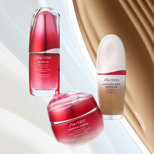 SHISEIDO REVITALESSENCE SKIN GLOW　130 RevitalEssence Skin Glow Foundation