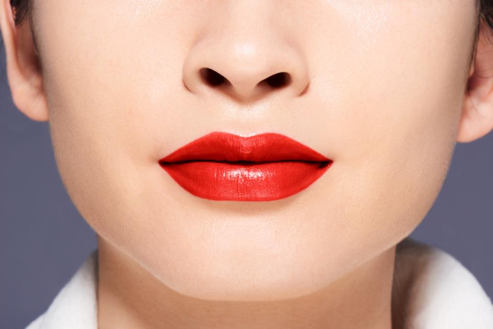 Shiseido Visionairy Gel Lipstick 218 Volcanic