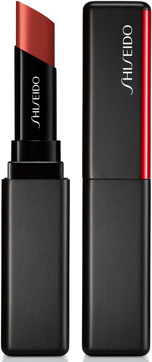 En läppstift med svart hölje och Shiseido-tryck, visar läppstiftet delvis öppet med en röd nyans.
