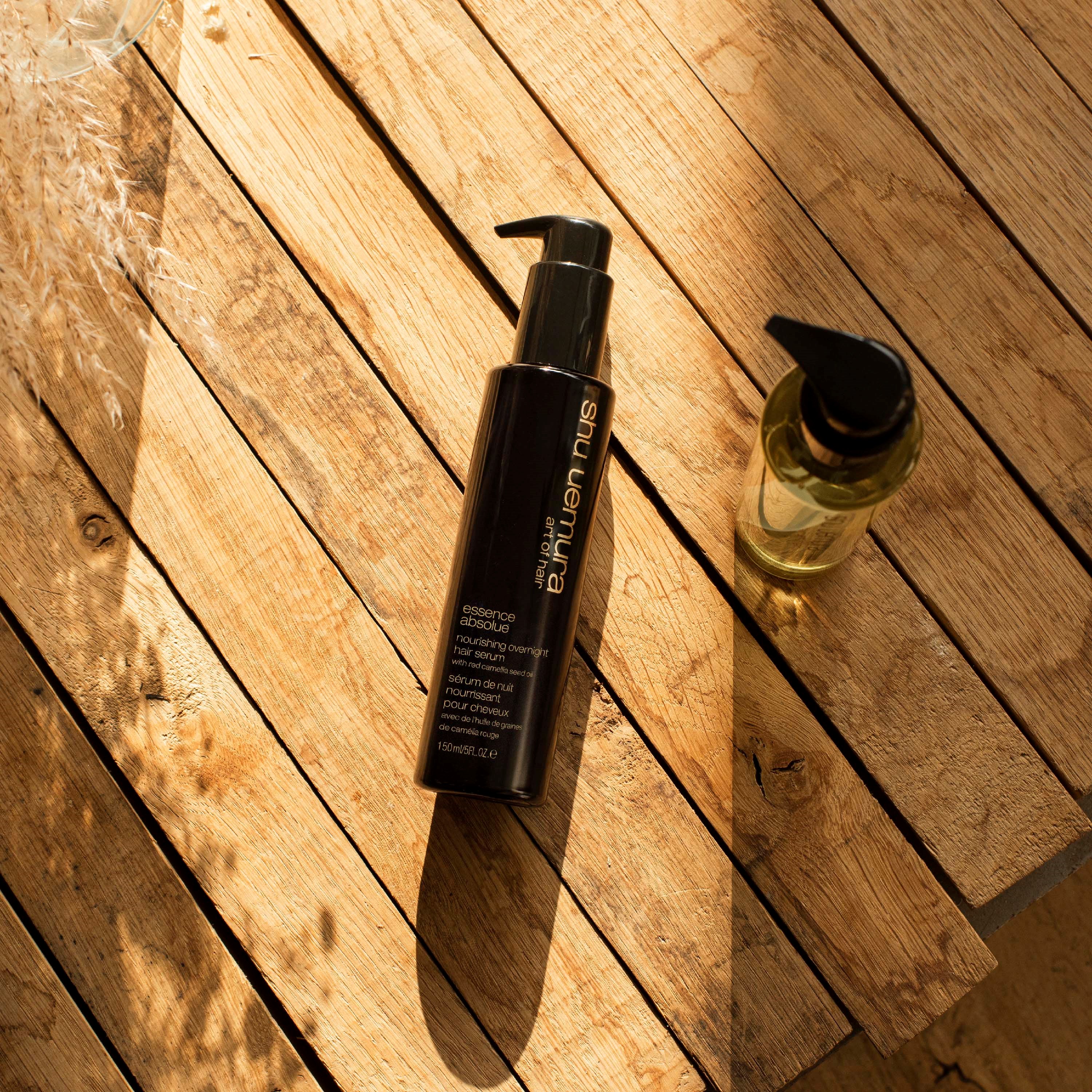 Shu Uemura Essence Absolue nourishing overnight hair serum 150 ml (obrázok 5)