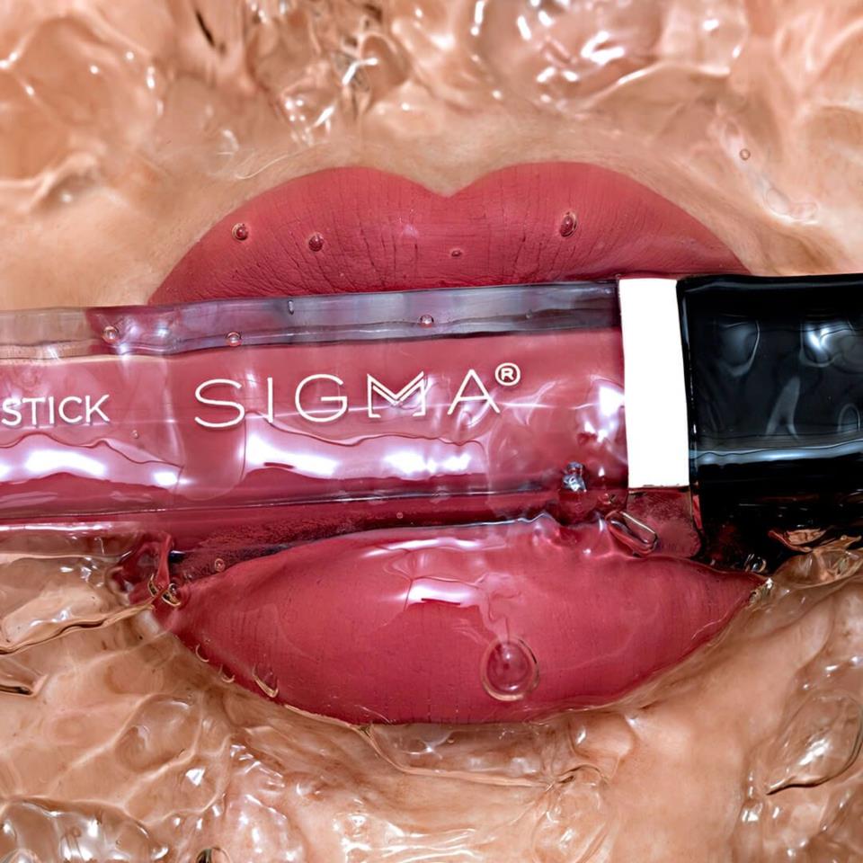 Sigma Beauty Liquid Lipstick - Fable