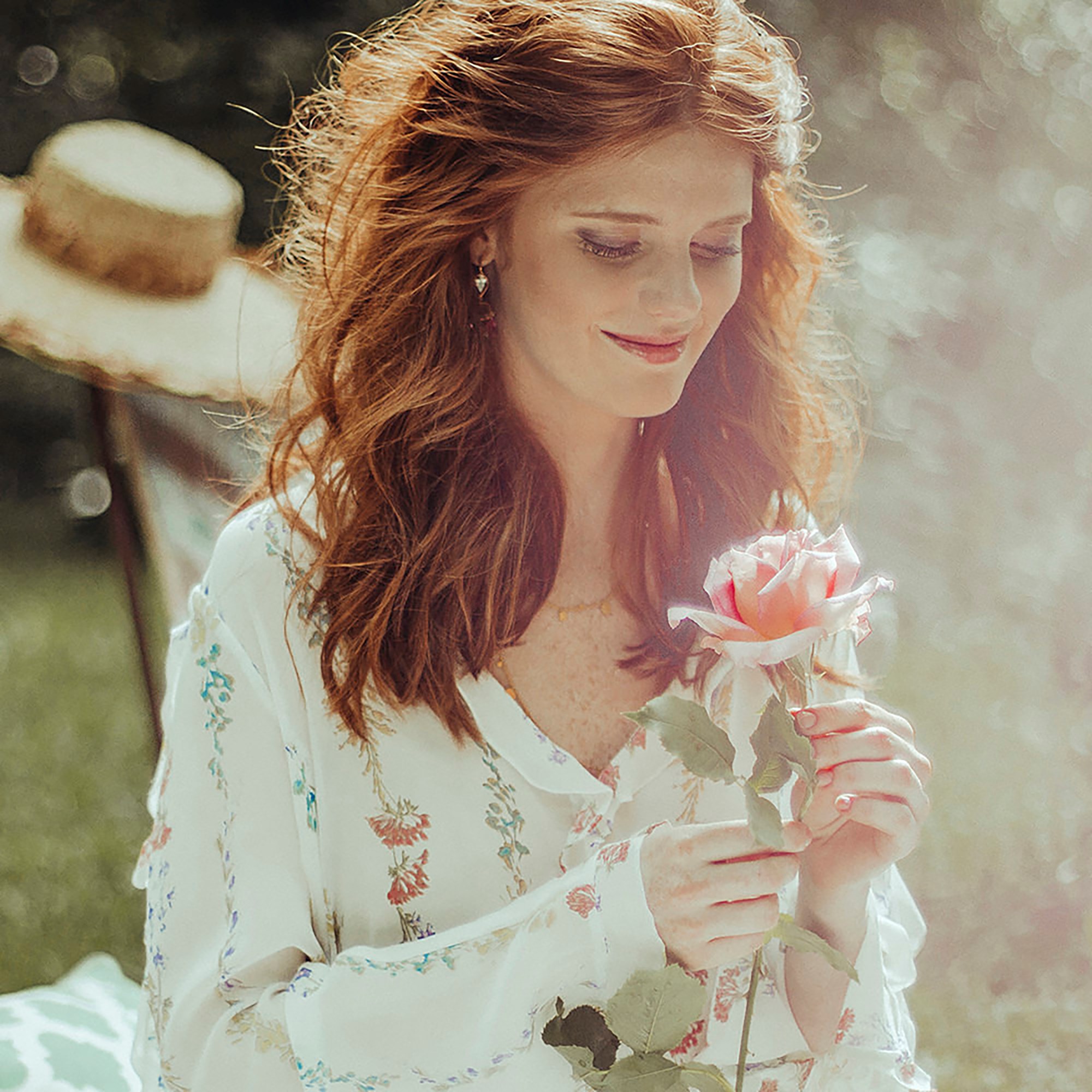 Alternativ bild 1 för Sisley Izia Eau De Parfum 100 ml