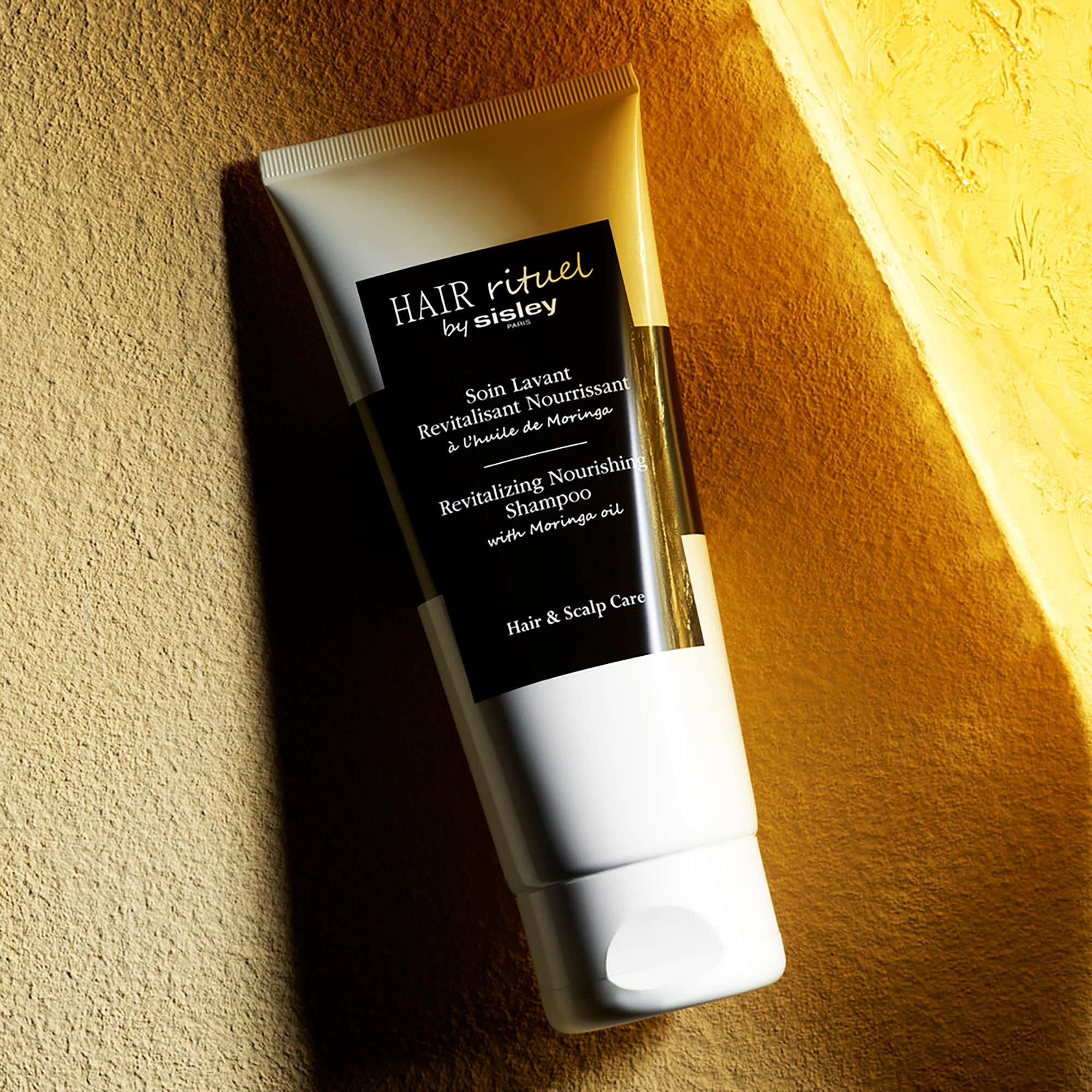 Sisley Hair Rituel by Sisley Revitalizing Nourishing Shampoo 200 ml (obrázok 3)