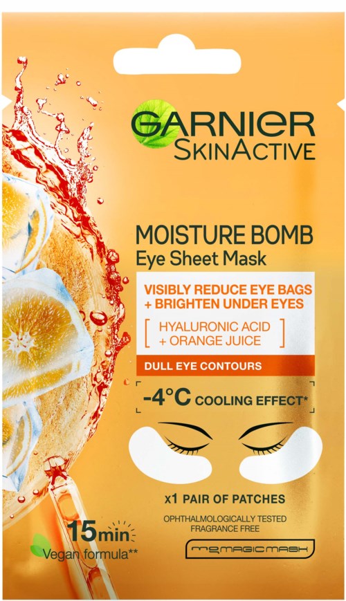 Garnier SkinActive nawilżająca maska pod oczy w opakowaniu z plasterkami cytryny, sokiem pomarańczowym i chłodzącym efektem.