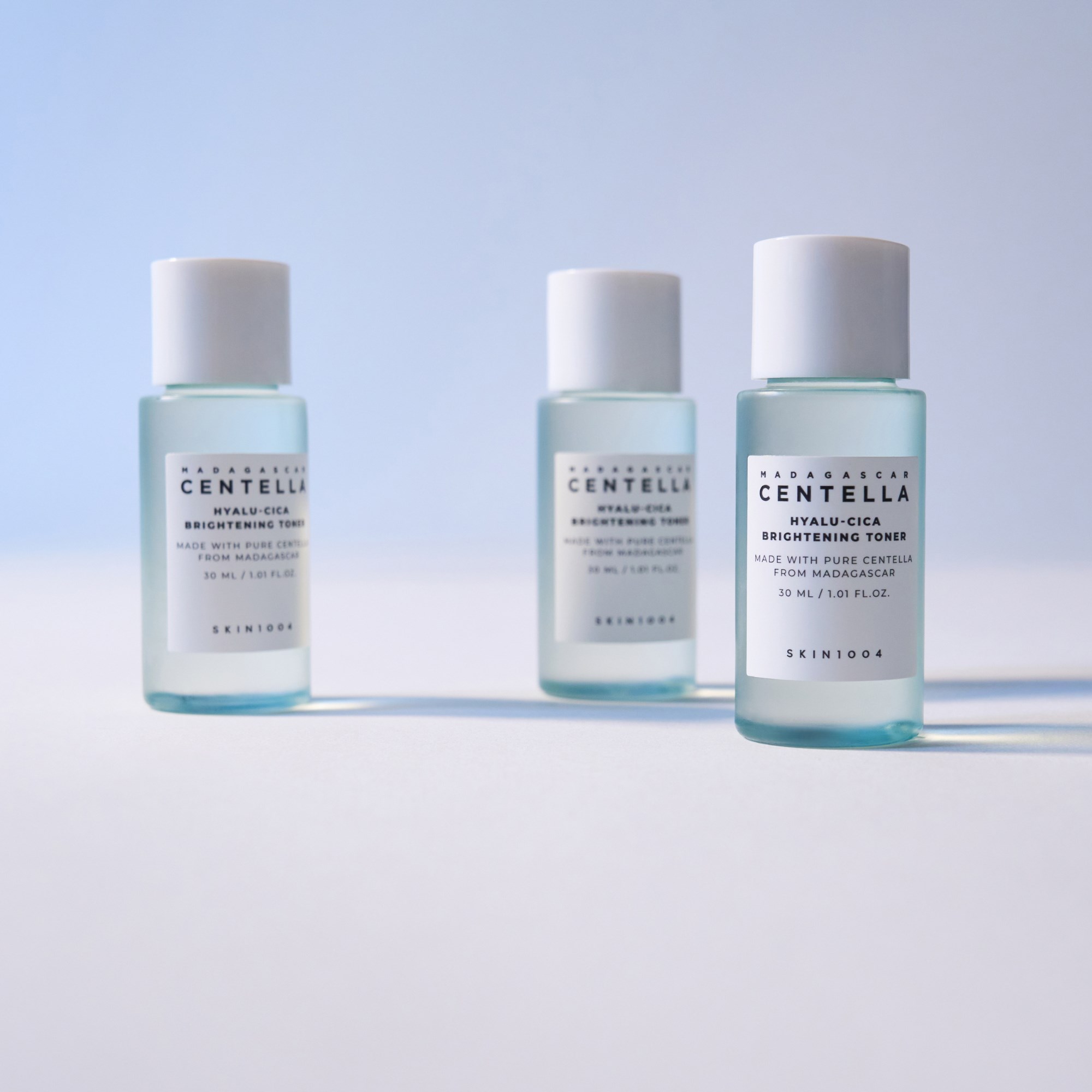 SKIN1004 Madagascar Centella Hyalu-Cica Brightening Toner 30 ml (obrázok 5)